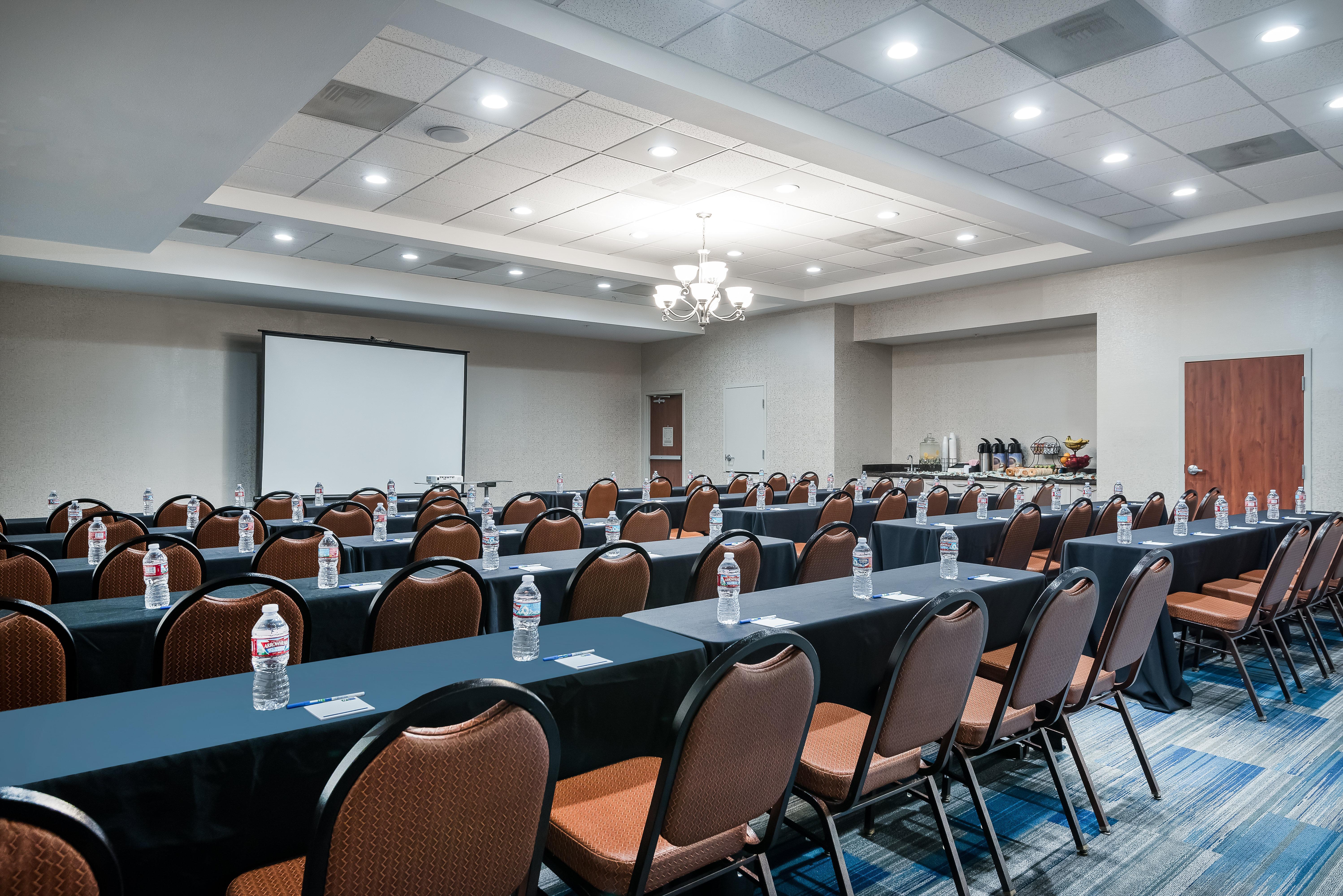 Holiday Inn Express Ontario By Ihg Creekside Eksteriør bilde
