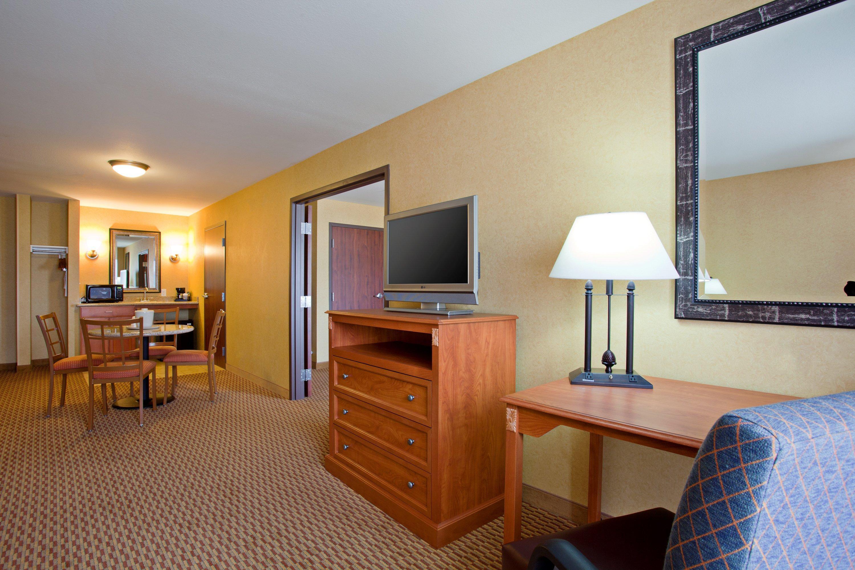 Holiday Inn Express Ontario By Ihg Creekside Eksteriør bilde