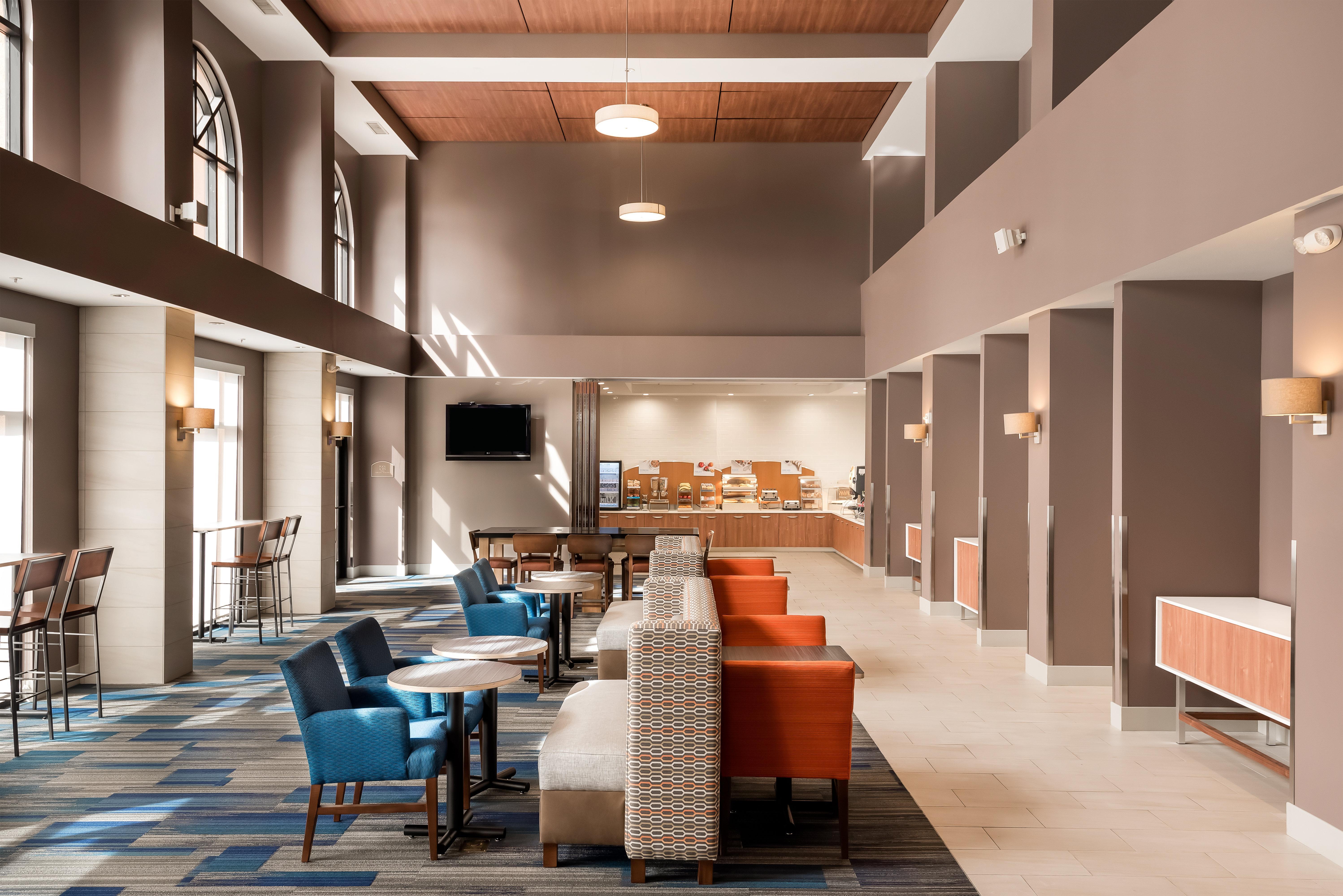 Holiday Inn Express Ontario By Ihg Creekside Eksteriør bilde