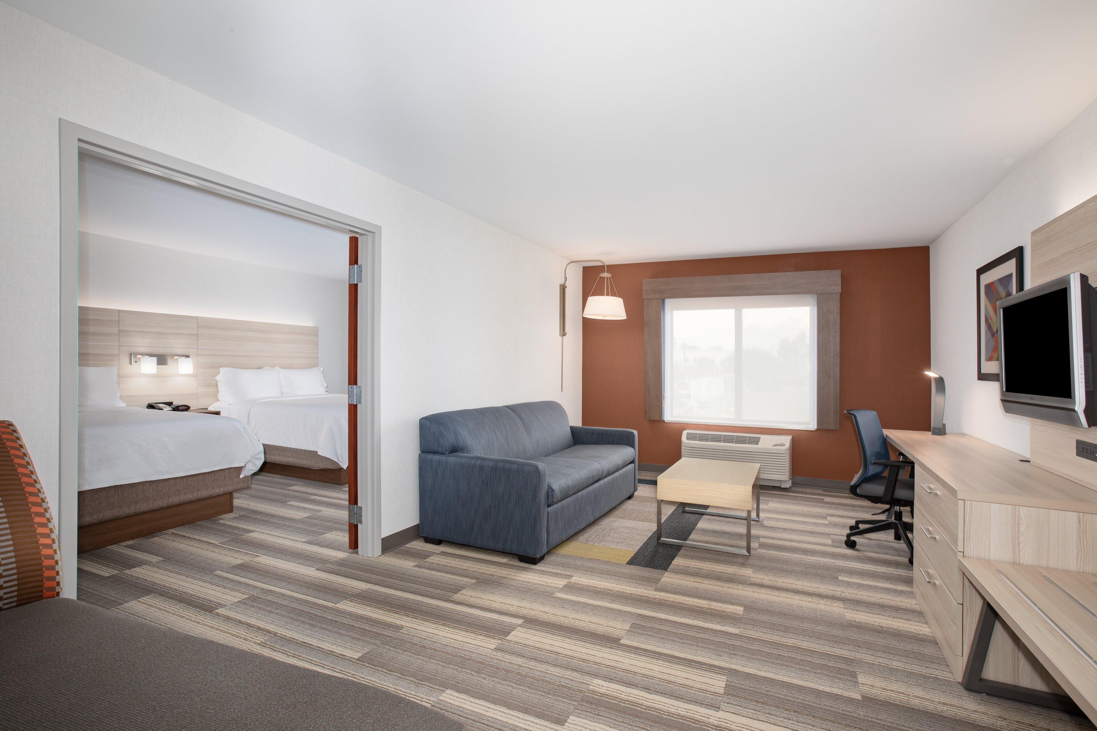 Holiday Inn Express Ontario By Ihg Creekside Eksteriør bilde