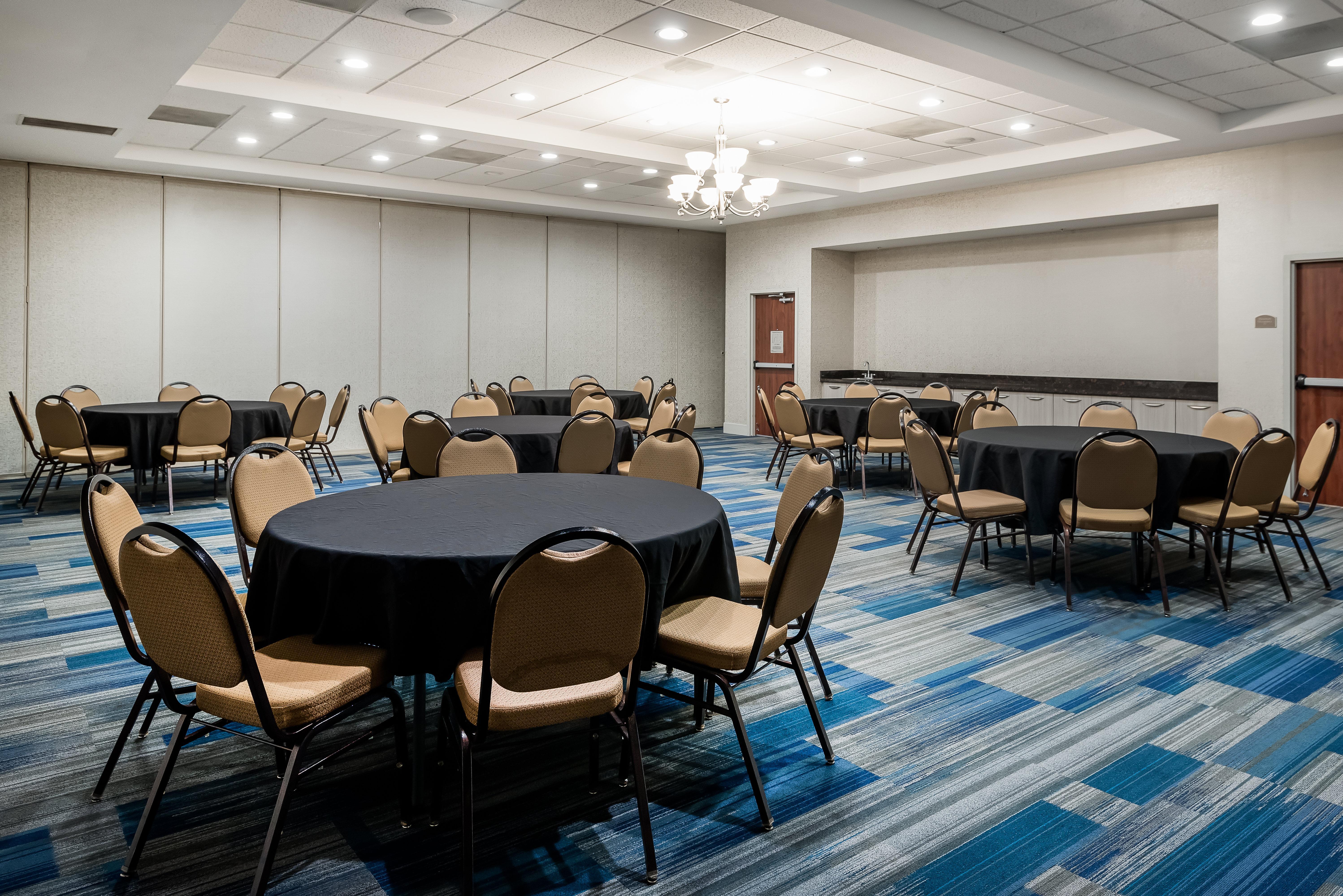 Holiday Inn Express Ontario By Ihg Creekside Eksteriør bilde