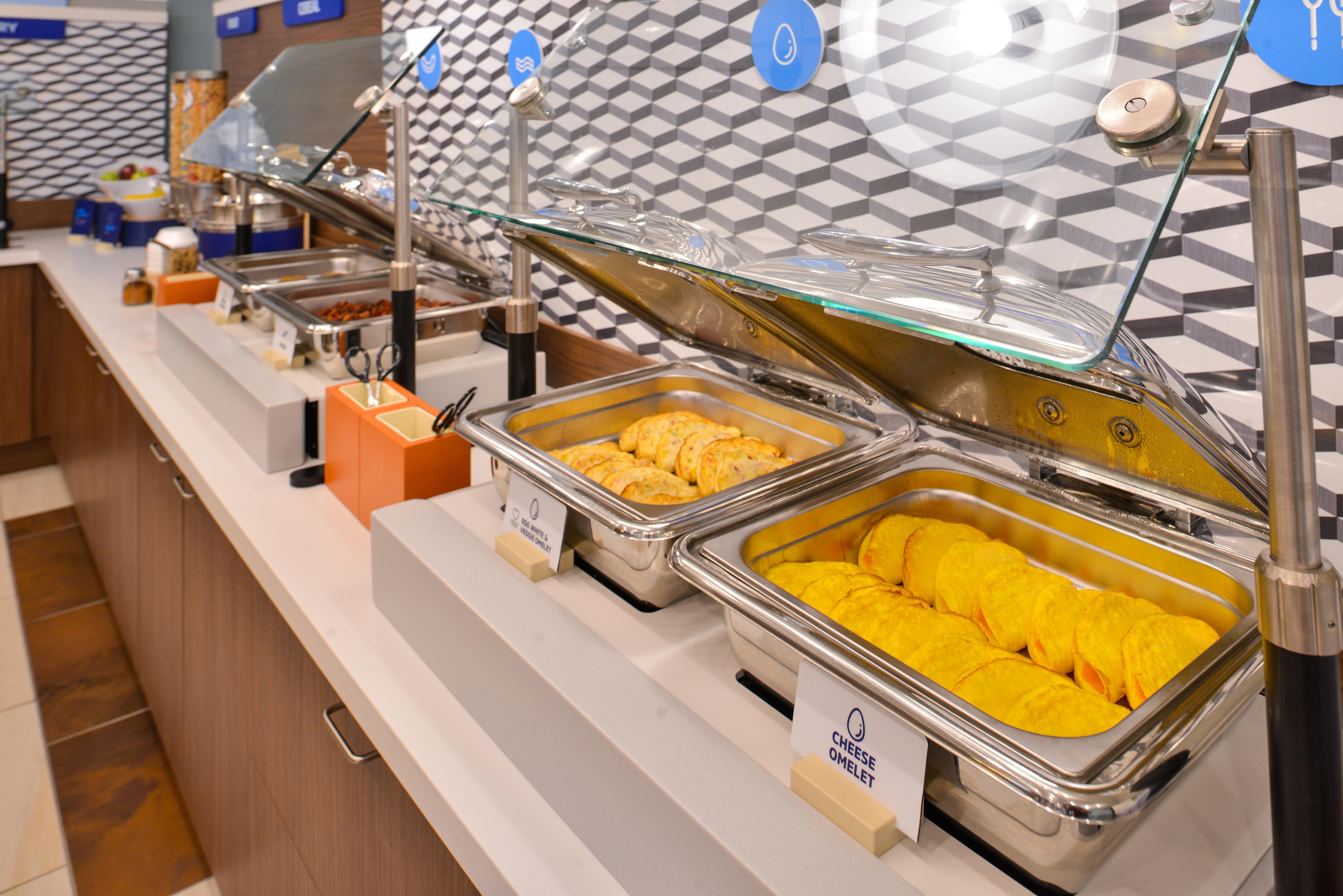 Holiday Inn Express Ontario By Ihg Creekside Eksteriør bilde