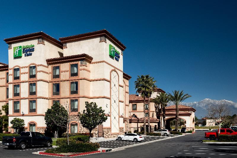 Holiday Inn Express Ontario By Ihg Creekside Eksteriør bilde